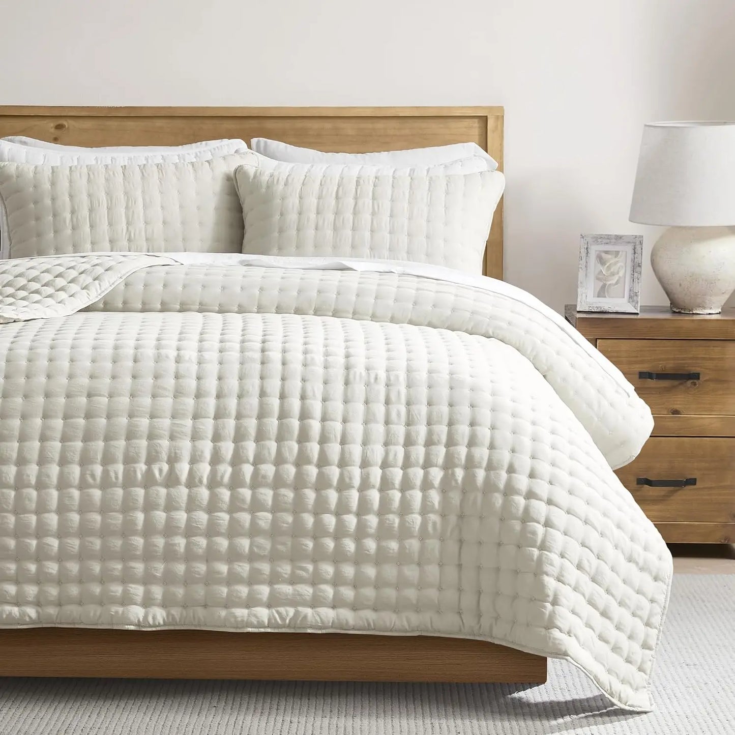 Beige King Quilt Set