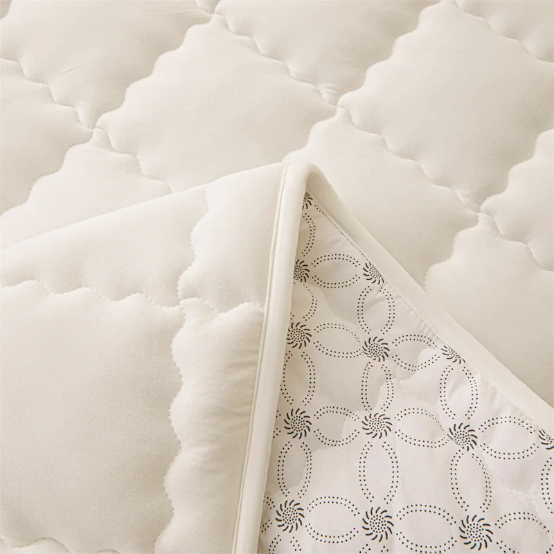Quilted Soft Mattress Topper