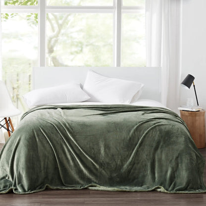 Solid Plush Green King Blanket