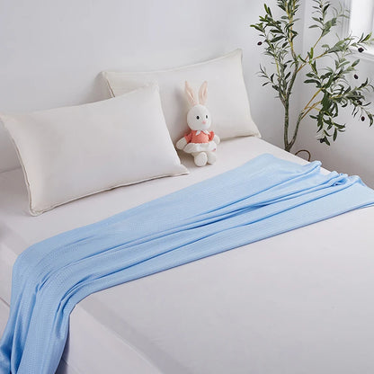 100% Bamboo Fiber Lightweight Air-Condition Quilt