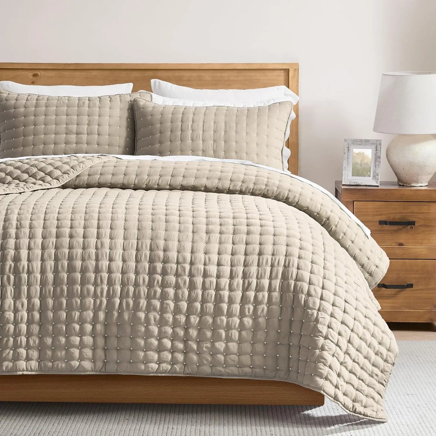 Beige King Quilt Set