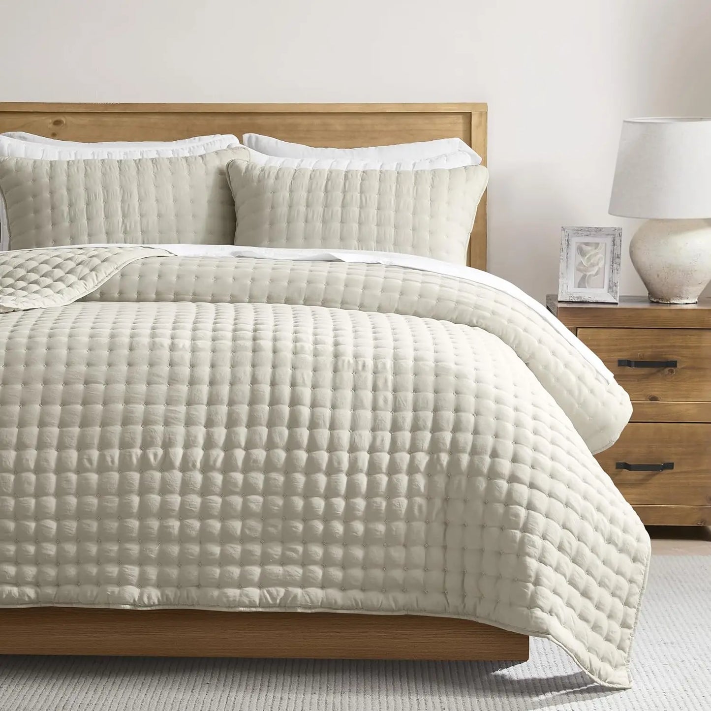 Beige King Quilt Set